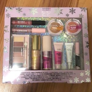 HARD CANDY FAN FAVES MAKEUP SET